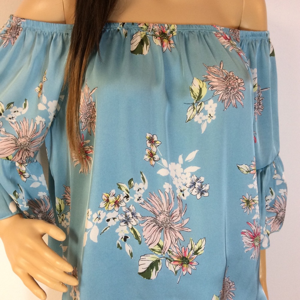 πHPπPLUS SIZE FLORAL TOP - Picture 4 of 4